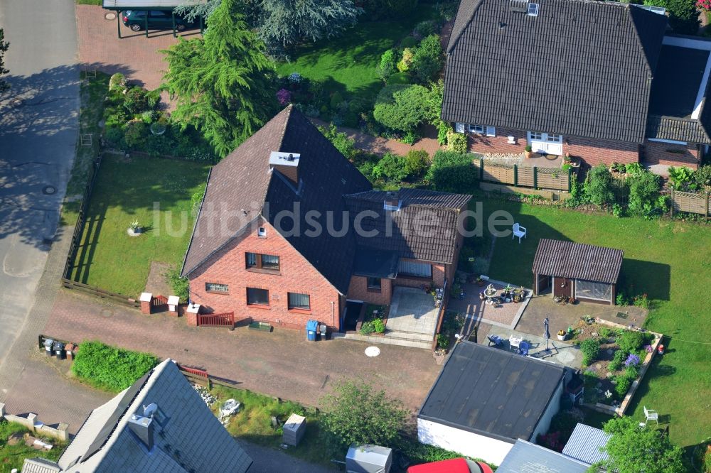 Steinburg OT Sprenge aus der Vogelperspektive: Einfamilienhäuser in Steinburg OT Sprenge im Bundesland Schleswig-Holstein