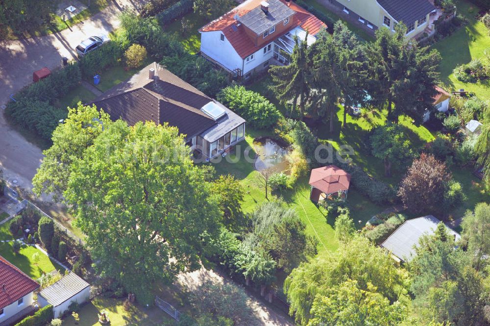 Vogelsdorf zu Fredersdorf von oben - Einfamilienwohnhäuser im Wohngebiet am Heideweg / Beppo-Römer-Straße in Vogelsdorf