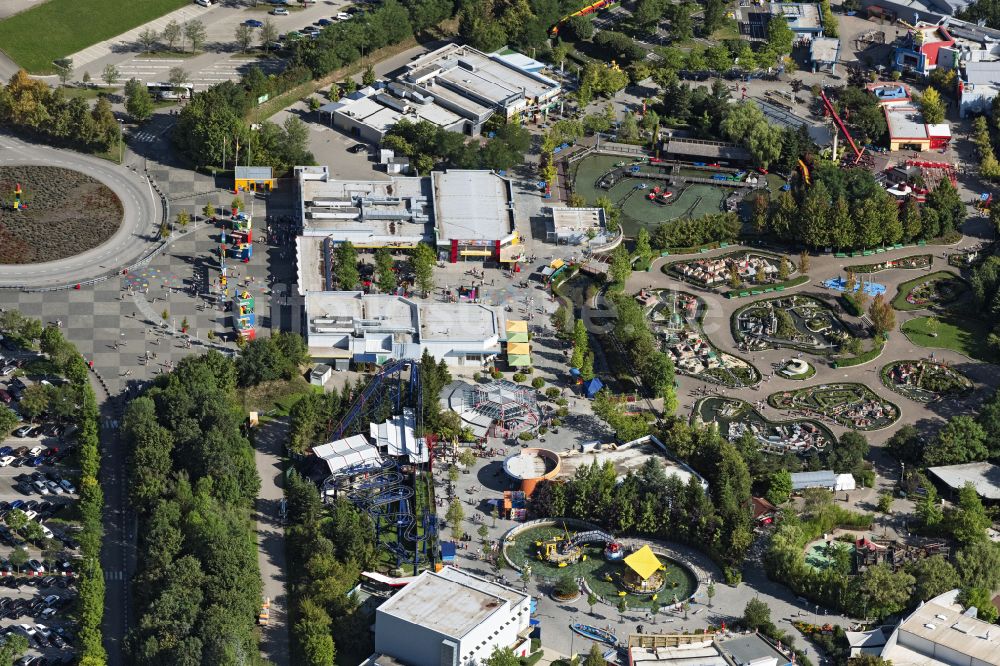 Luftbild Günzburg - Eingangsbereich des Freizeitzentrum Legoland in Günzburg im Bundesland Bayern, Deutschland