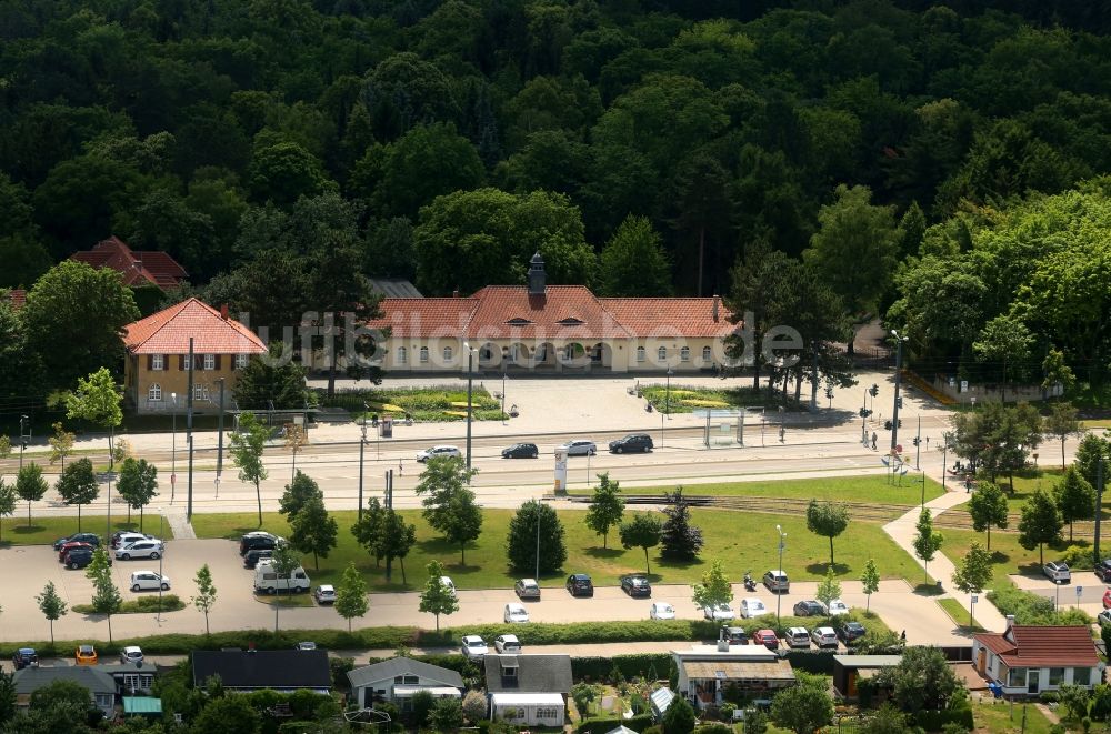 Luftbild Erfurt - Eingangsbereich des Haupt- Friedhofes in Erfurt im Bundesland Thüringen