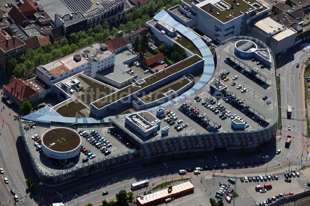 Erlangen aus der Vogelperspektive: Einkaufs- Zentrum ERLANGEN ARCADEN in Erlangen im Bundesland Bayern, Deutschland