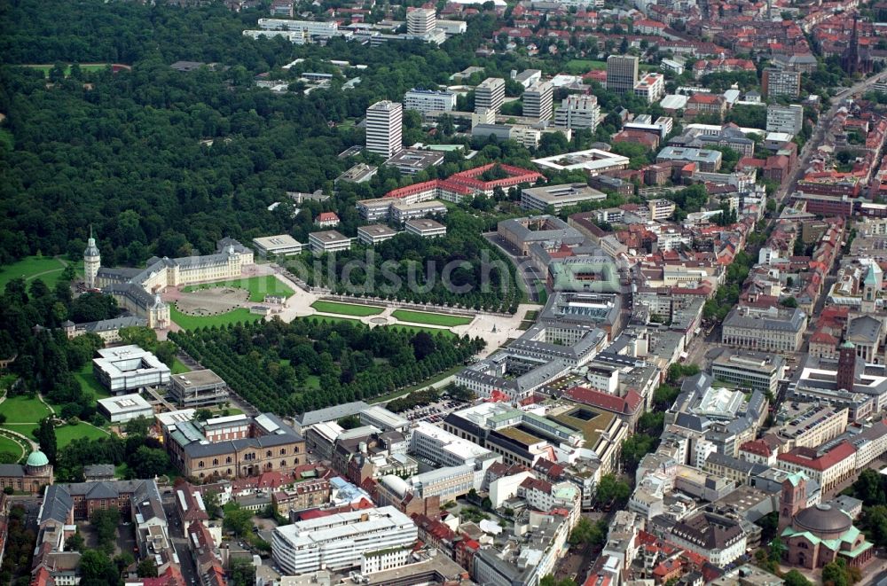 Karlsruhe von oben - Einkaufs- Zentrum Ettlinger Tor Karlsruhe in Karlsruhe im Bundesland Baden-Württemberg, Deutschland