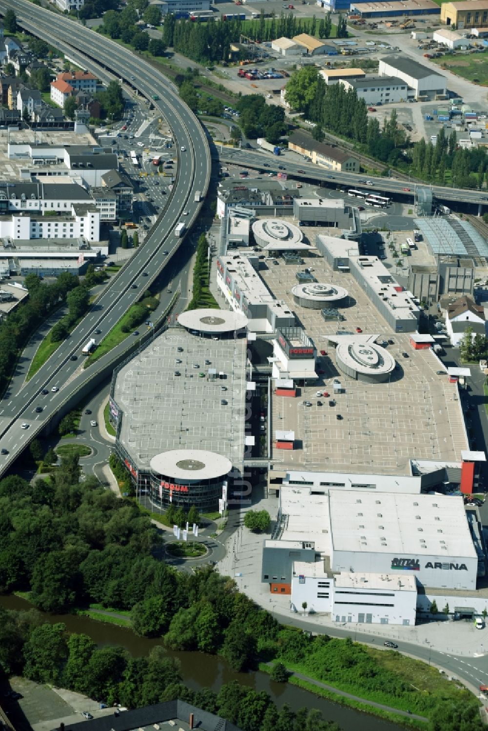 Luftbild Wetzlar - Einkaufs- Zentrum Forum Wetzlar in Wetzlar im Bundesland Hessen, Deutschland