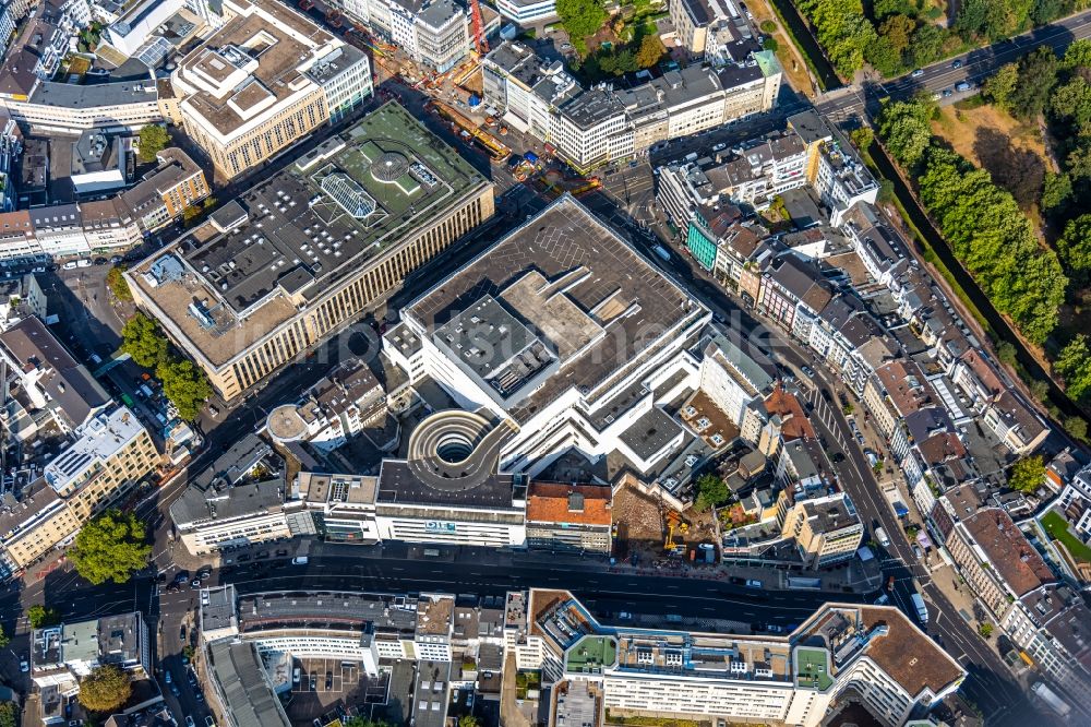 Luftaufnahme Düsseldorf - Einkaufs- Zentrum Galeria Kaufhof im Ortsteil Stadtmitte in Düsseldorf im Bundesland Nordrhein-Westfalen, Deutschland