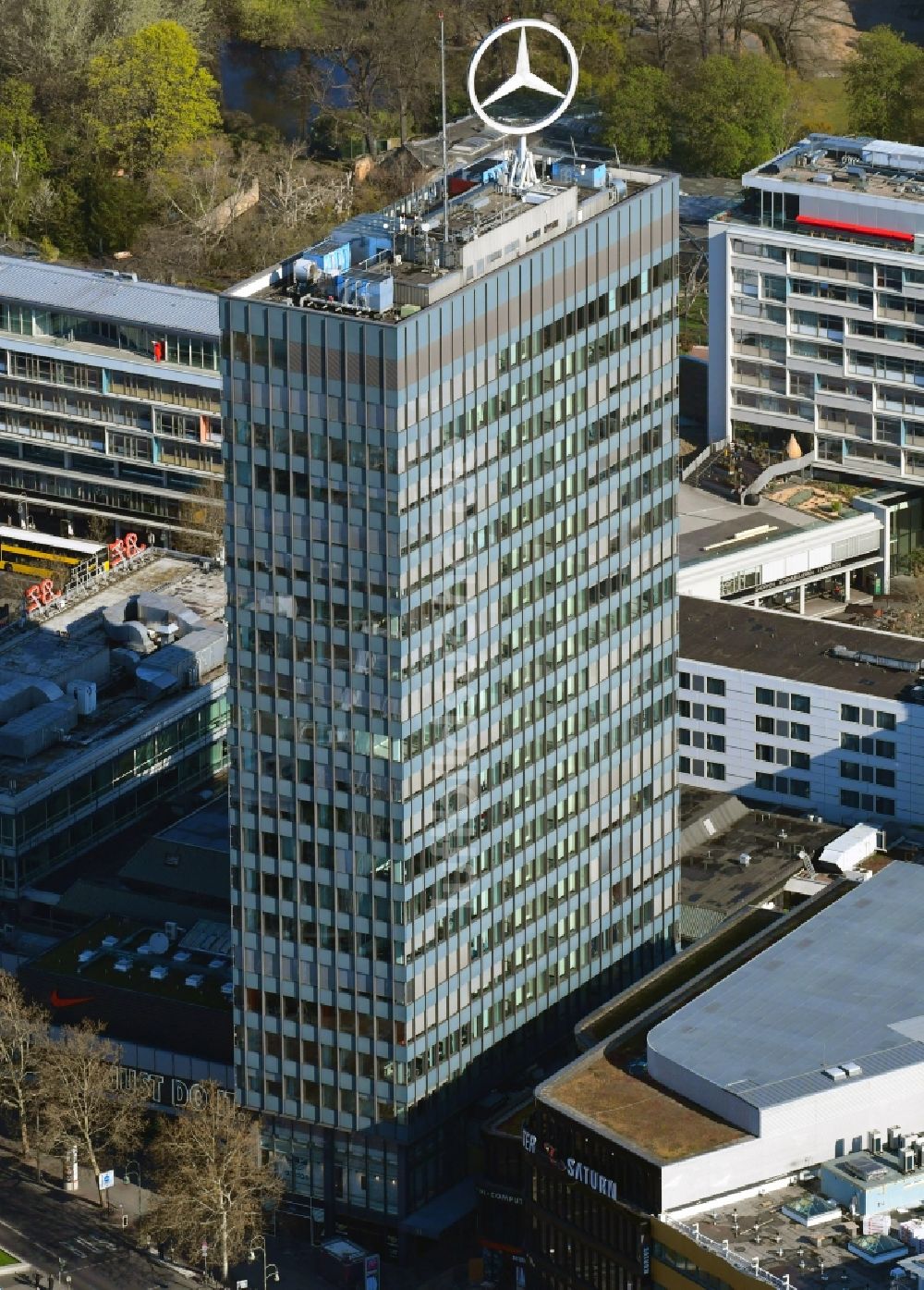 Luftaufnahme Berlin - Einkaufs- Zentrum und Geschäftshaus Europa-Center in Berlin, Deutschland