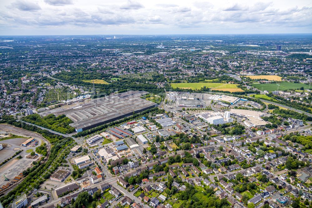 Mülheim an der Ruhr von oben - Einkaufs- Zentrum am Heifeskamp in Mülheim an der Ruhr im Bundesland Nordrhein-Westfalen, Deutschland