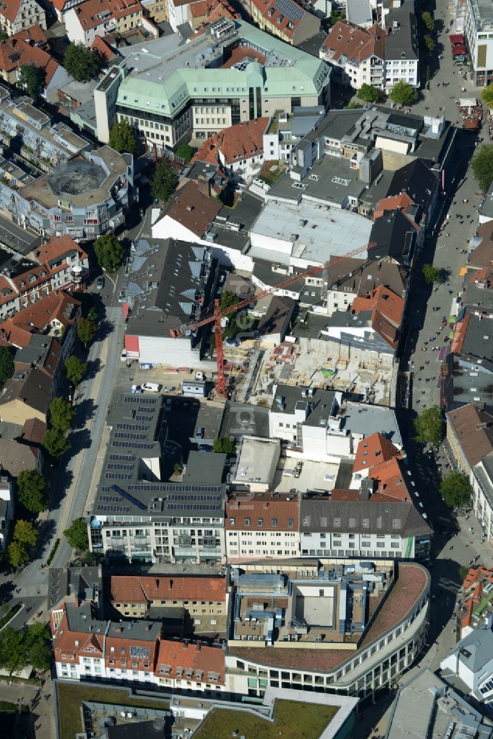 Osnabrück von oben - Einkaufs- Zentrum L&T Markthalle im Ortsteil Innenstadt in Osnabrück im Bundesland Niedersachsen, Deutschland