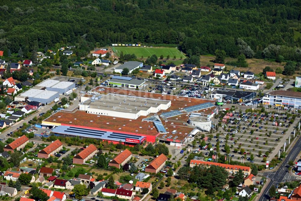 Gosen-Neu Zittau von oben - Einkaufs- Zentrum Müggelpark Gosen in Gosen-Neu Zittau im Bundesland Brandenburg, Deutschland