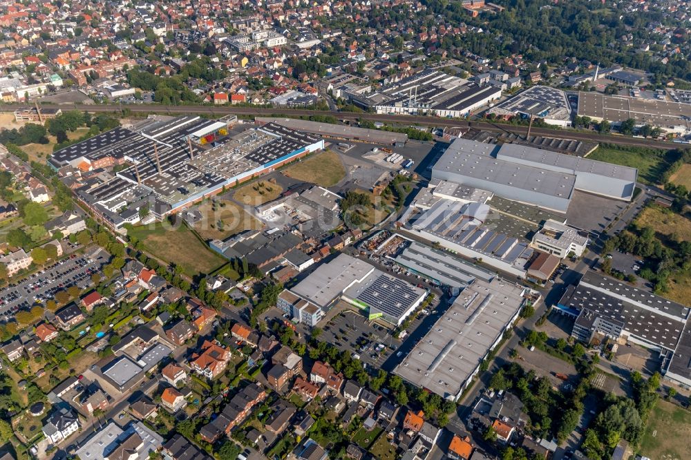 Luftaufnahme Ahlen - Einkaufs- Zentrum an der Ostbredenstraße in Ahlen im Bundesland Nordrhein-Westfalen, Deutschland