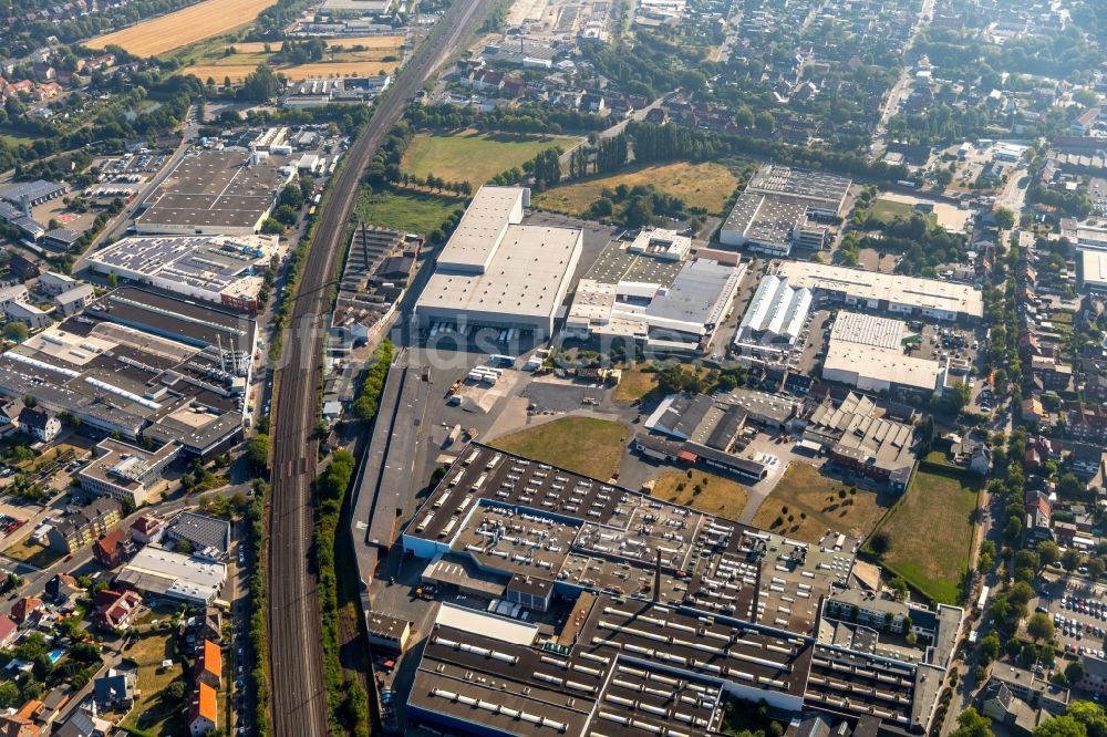 Ahlen aus der Vogelperspektive: Einkaufs- Zentrum an der Ostbredenstraße in Ahlen im Bundesland Nordrhein-Westfalen, Deutschland