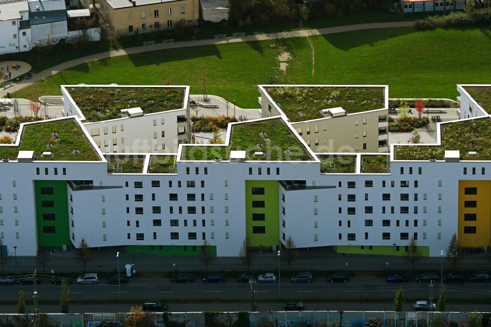 München aus der Vogelperspektive: Einkaufs- Zentrum Pasing Arcaden am Pasinger Bahnhofsplatz im Ortsteil Pasing-Obermenzing in München im Bundesland Bayern, Deutschland