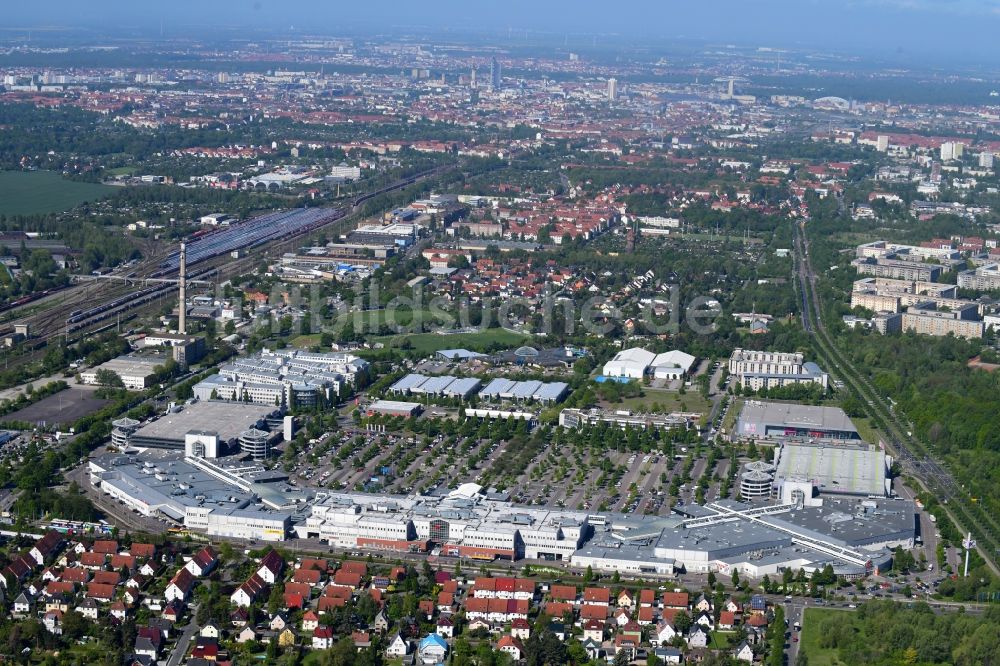 Leipzig von oben - Einkaufs- Zentrum Paunsdorf Center im Ortsteil Paunsdorf in Leipzig im Bundesland Sachsen, Deutschland