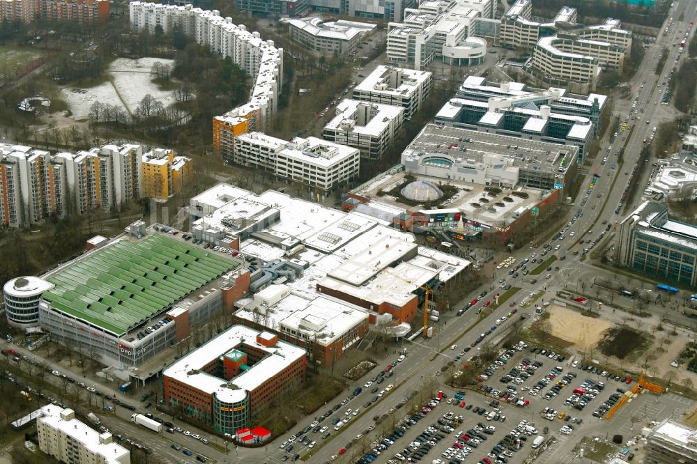 Luftbild München - Einkaufs- Zentrum PEP Neuperlach in München im Bundesland Bayern, Deutschland