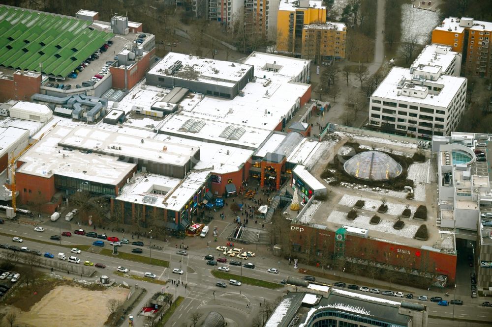 Luftaufnahme München - Einkaufs- Zentrum PEP Neuperlach in München im Bundesland Bayern, Deutschland