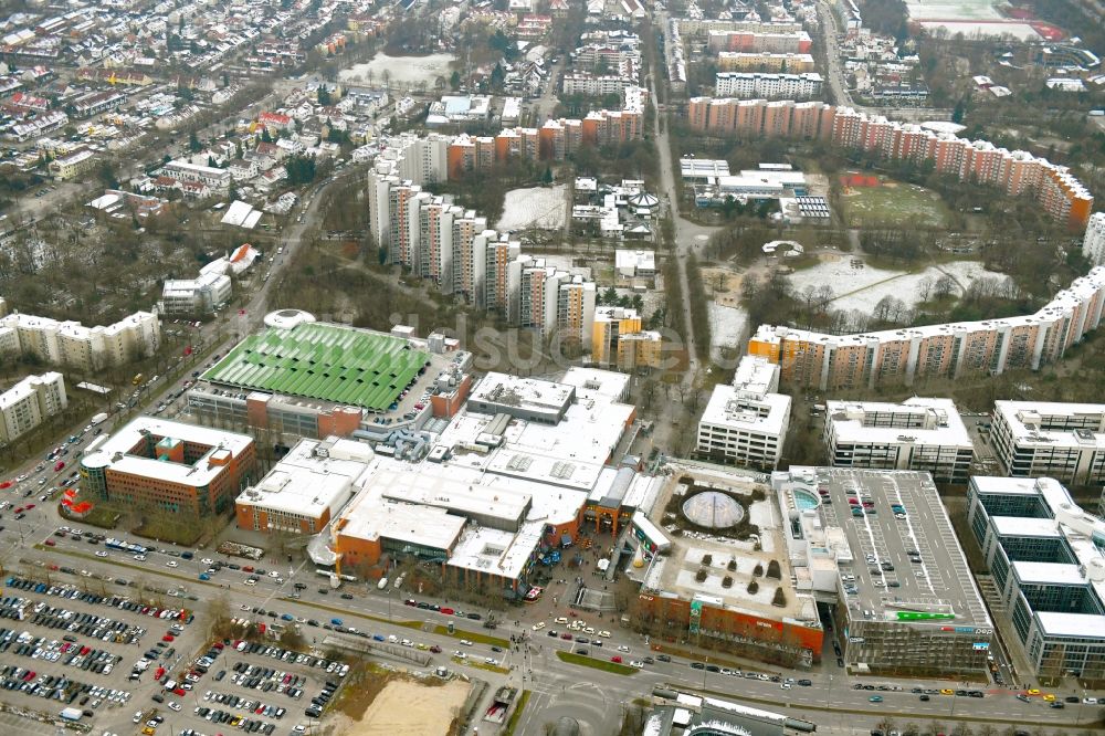 Luftaufnahme München - Einkaufs- Zentrum PEP Neuperlach in München im Bundesland Bayern, Deutschland