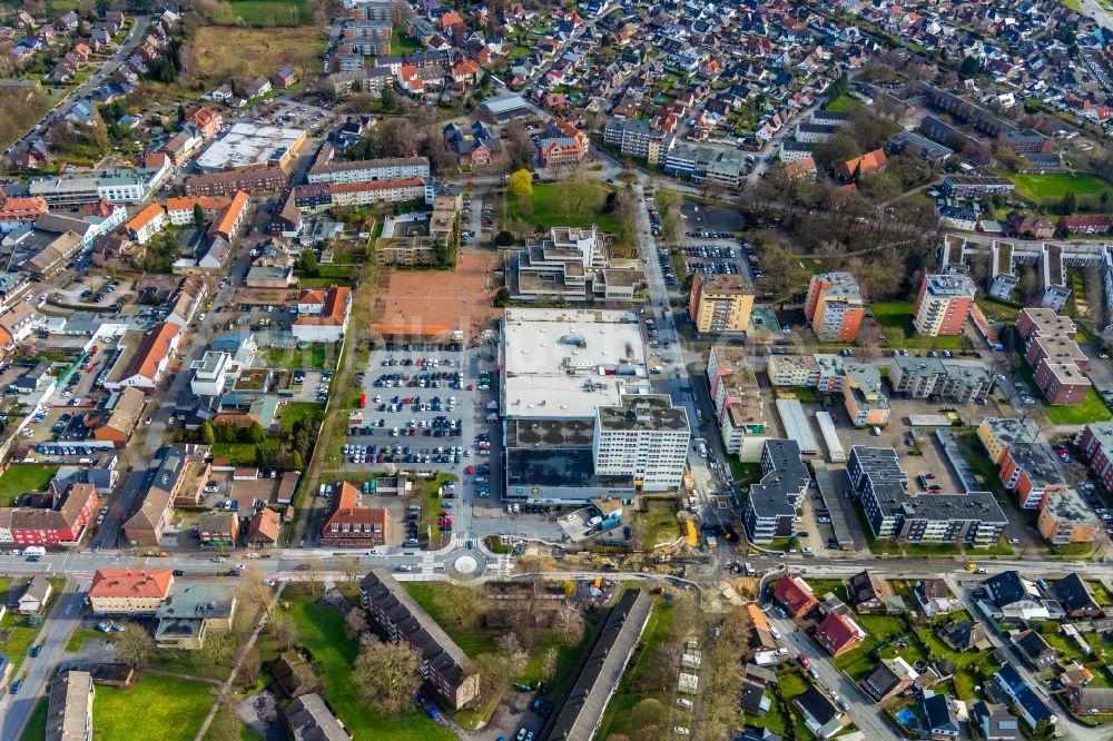 Luftbild Hamm - Einkaufs- Zentrum Rathaus-Center an der Friedrich-Ebert-Straße - Rautenstrauchstraße im Ortsteil Bockum-Hövel in Hamm im Bundesland Nordrhein-Westfalen, Deutschland