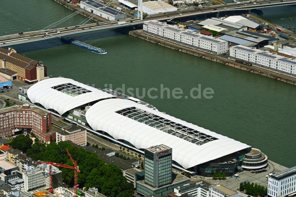 Luftbild Ludwigshafen am Rhein - Einkaufs- Zentrum Rhein-Galerie am Rheinufer in Ludwigshafen am Rhein im Bundesland Rheinland-Pfalz, Deutschland