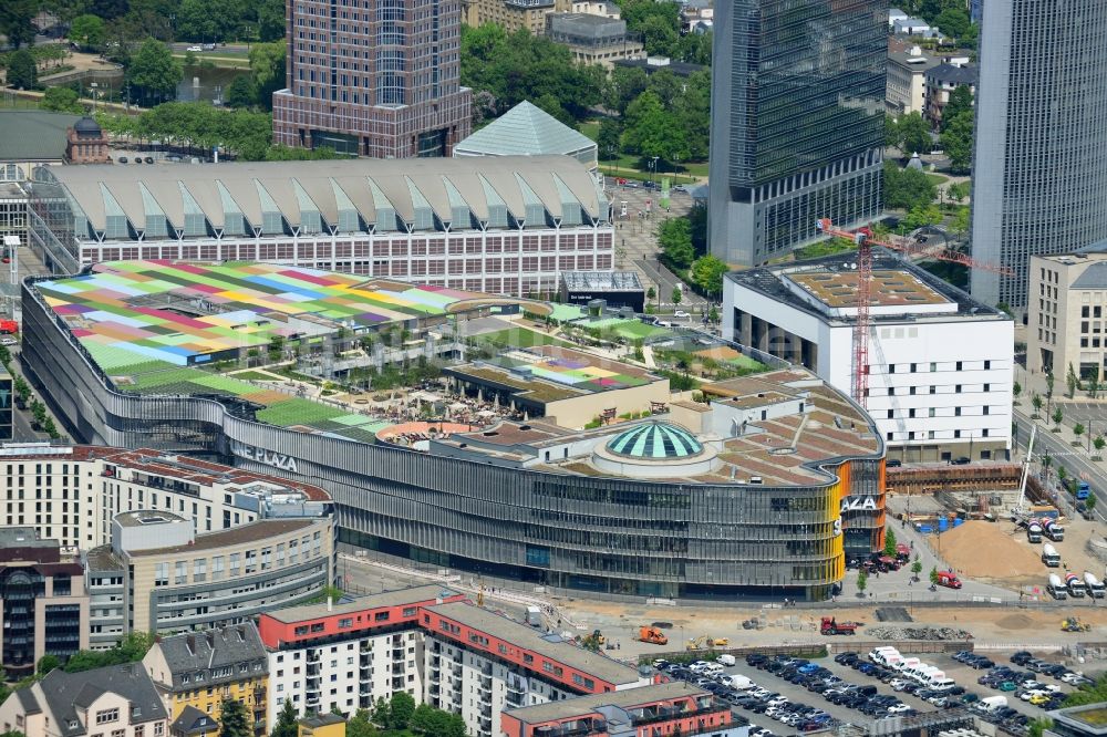 Luftaufnahme Frankfurt am Main - Einkaufs- Zentrum Skyline Plaza im Ortsteil Gallus in Frankfurt am Main im Bundesland Hessen, Deutschland