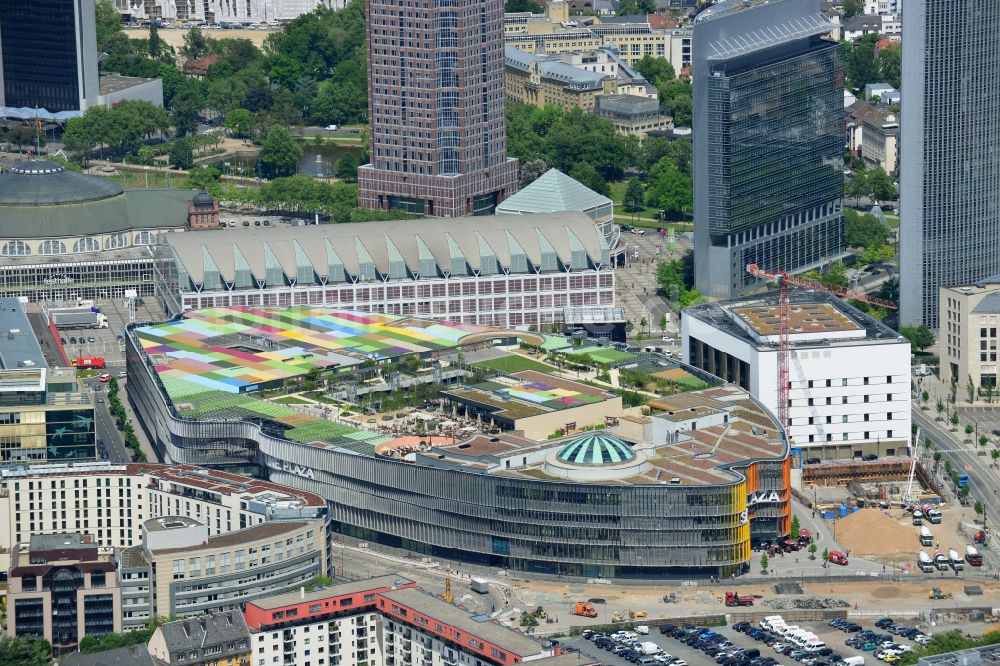 Frankfurt am Main von oben - Einkaufs- Zentrum Skyline Plaza im Ortsteil Gallus in Frankfurt am Main im Bundesland Hessen, Deutschland