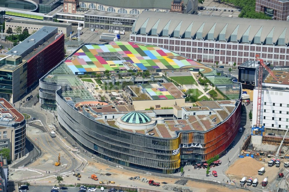 Luftaufnahme Frankfurt am Main - Einkaufs- Zentrum Skyline Plaza im Ortsteil Gallus in Frankfurt am Main im Bundesland Hessen, Deutschland