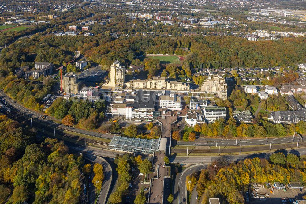 Luftaufnahme Bochum - Einkaufs- Zentrum Uni-Center im Ortsteil Querenburg in Bochum im Bundesland Nordrhein-Westfalen, Deutschland