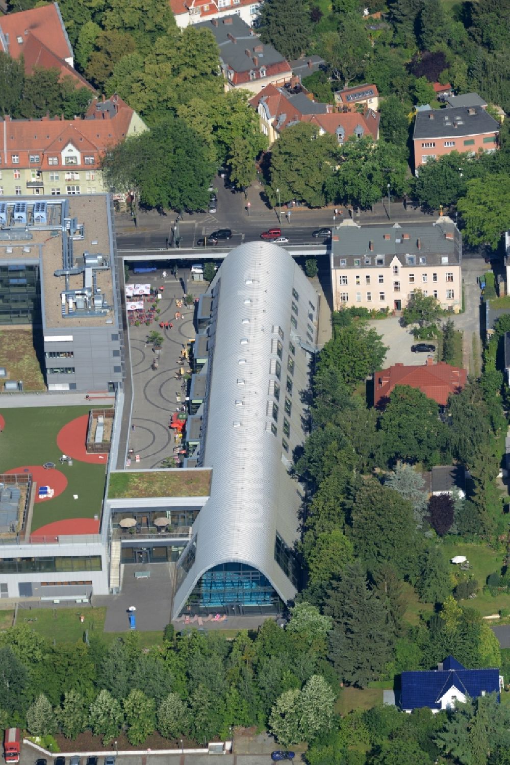 Luftaufnahme Berlin - Einkaufs- Zentrum Zehlendorfer Welle im Ortsteil Zehlendorf in Berlin, Deutschland