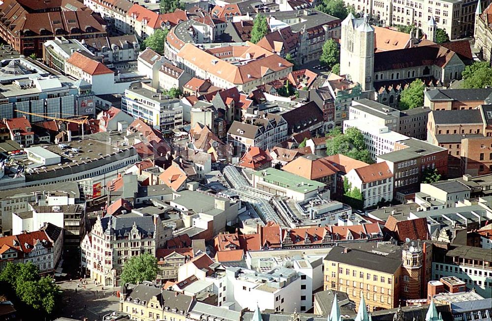 Braunschweig von oben - Einkaufscenter City Point der DIFA in der Braunschweiger Altstadt. Datum: 30.05.2003