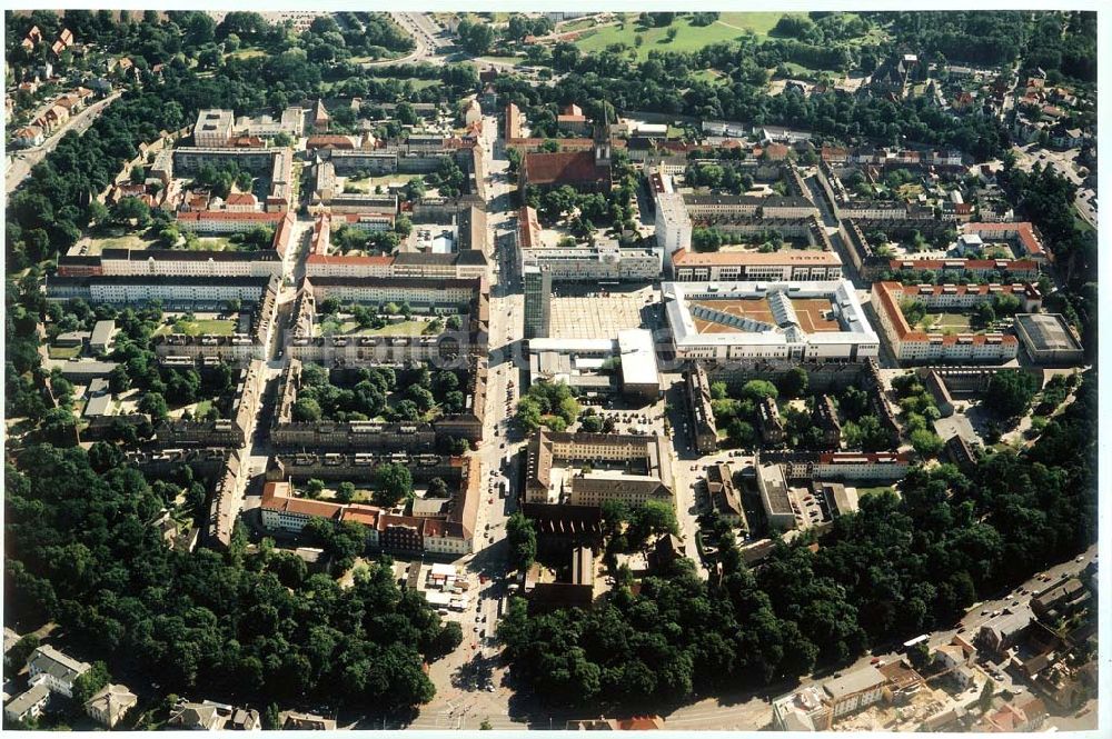 Luftbild Neubrandenburg / MV - Einkaufscenter der ECE GmbH Hamburg im Stadtzentrum von Neubrandenburg / MV.