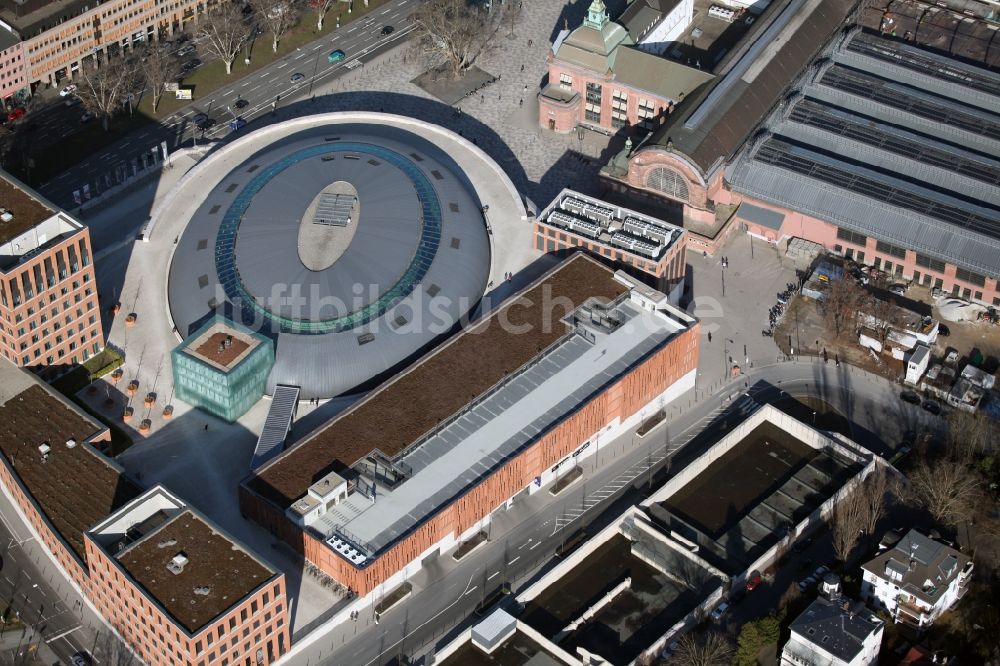 Wiesbaden aus der Vogelperspektive: Einkaufscenter Liliencarre in Wiesbaden im Bundesland Hessen, erbaut vom Architekturbüro Ortner und Ortner, Berlin, und dem Darmstädter Büro Kramm und Strigl 