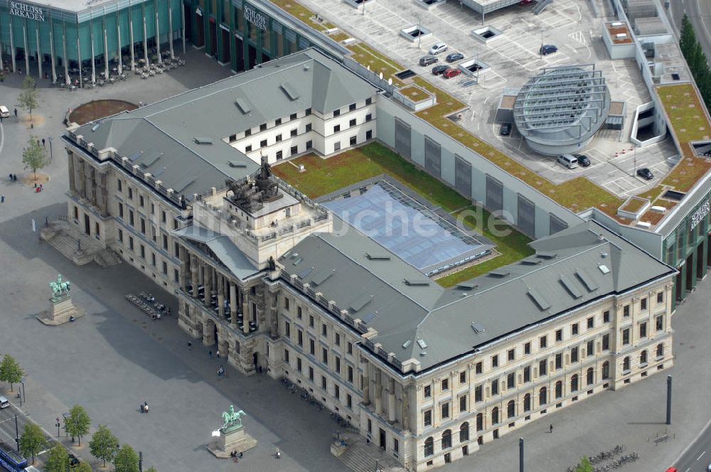 Braunschweig aus der Vogelperspektive: Einkaufscenter Schloss Arkaden Braunschweig