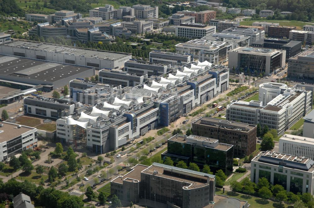 Luftbild LUXEMBURG - Einkaufszentrum der Auchan Luxembourg SA im Bankenviertel in Luxemburg