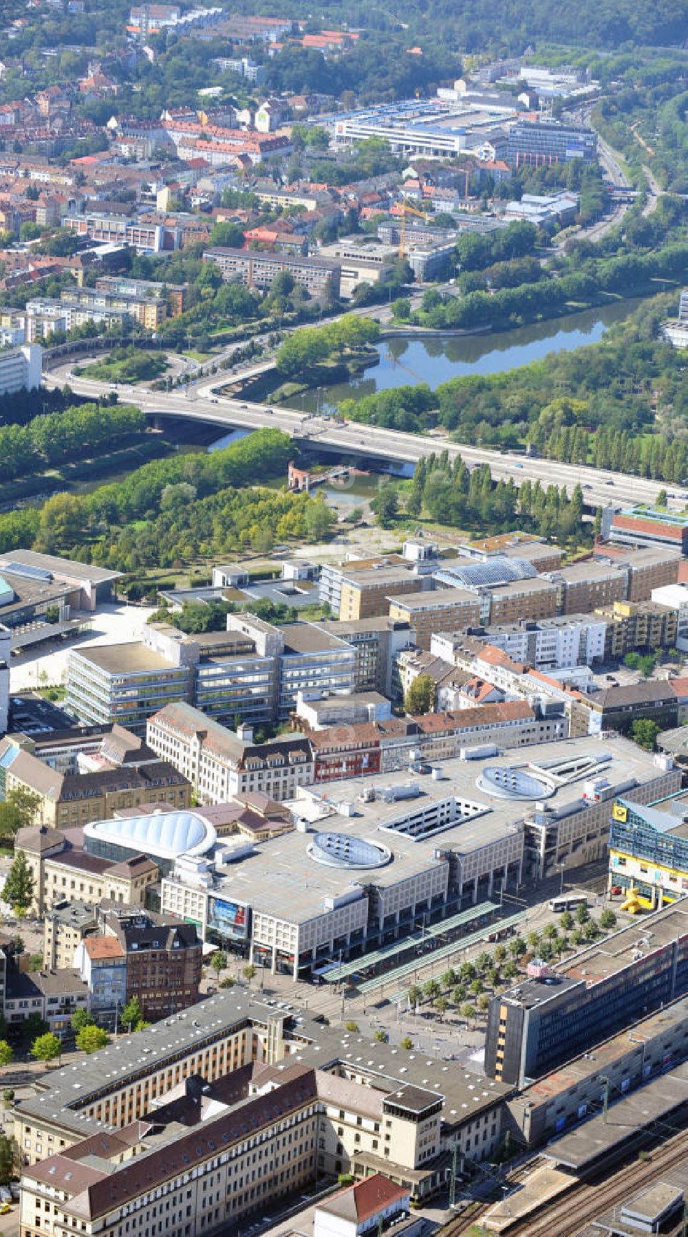 Saarbrücken aus der Vogelperspektive: Einkaufszentrum Europa-Galerie Saarbrücken