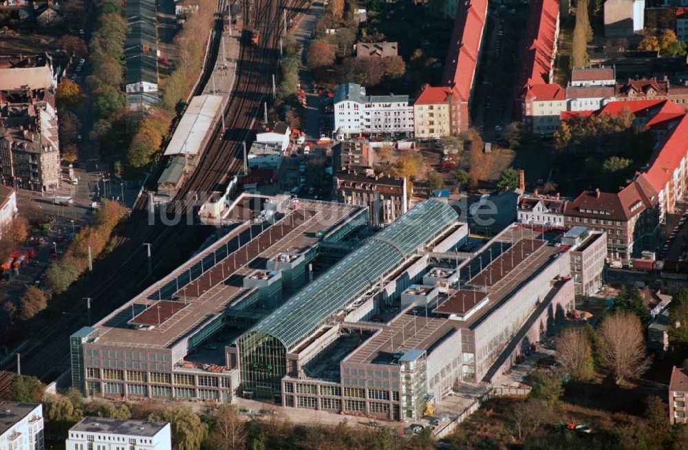 Berlin aus der Vogelperspektive: Einkaufszentrum Forum - Köpenick am Bahnhof Berlin - Köpenick