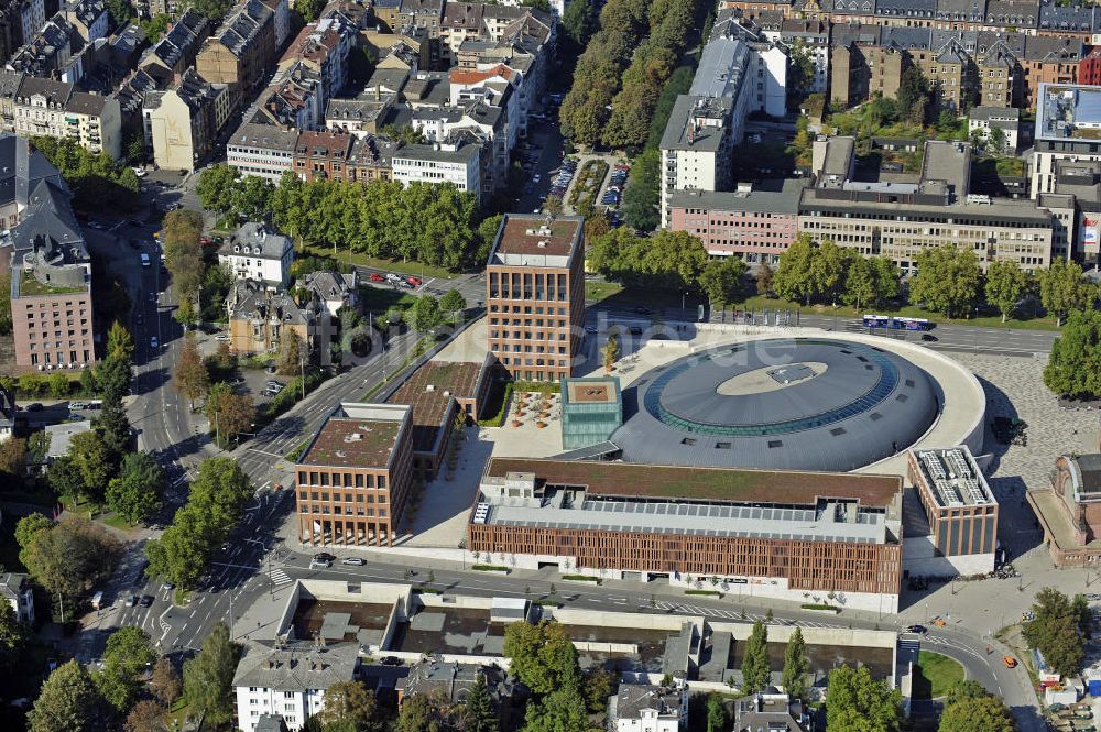 Wiesbaden aus der Vogelperspektive: Einkaufszentrum Lilien-Carré Wiesbaden