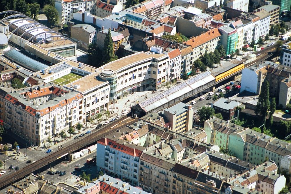 Berlin von oben - Einkaufszentrum Schönhauser-Allee-Arcaden in Berlin-Prenzlauer-Berg