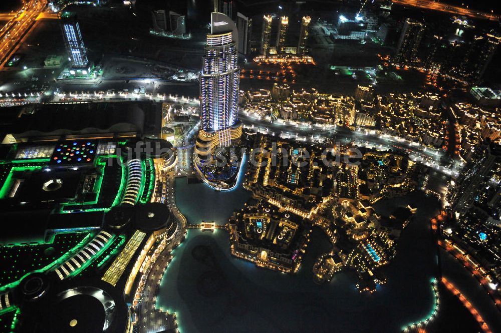 Dubai aus der Vogelperspektive: Einkaufszentrums Dubai Mall ,das derzeit zweitgrößtem Einkaufszentrum der Welt im neuen Stadtteil Downtown Dubai