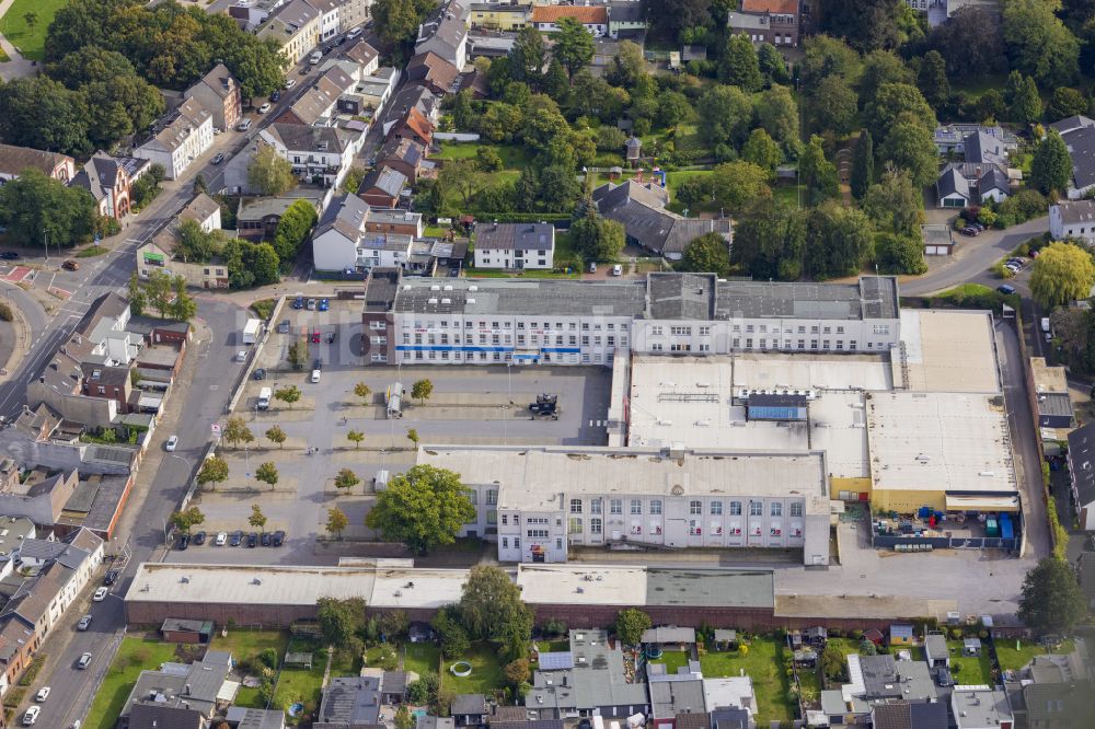 Dülken aus der Vogelperspektive: Einkaufzentrum in Dülken im Bundesland Nordrhein-Westfalen, Deutschland