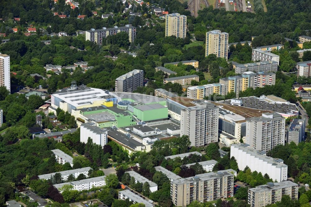 Luftbild Berlin - Einkaufzentrum Gropius Passagen im Bezirk Neukölln von Berlin