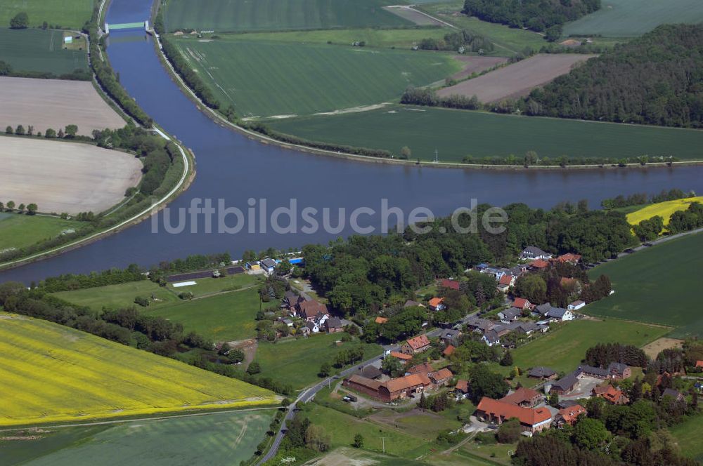 Edesbüttel von oben - Einmündung des Elbe-Seitenkanal in den Mittellandkanal bei Edesbüttel in Niedersachsen