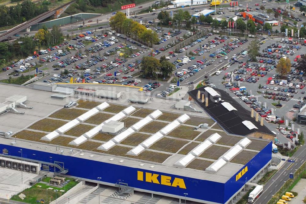 Luftaufnahme Berlin - Einrichtungshaus IKEA in Berlin Tempelhof