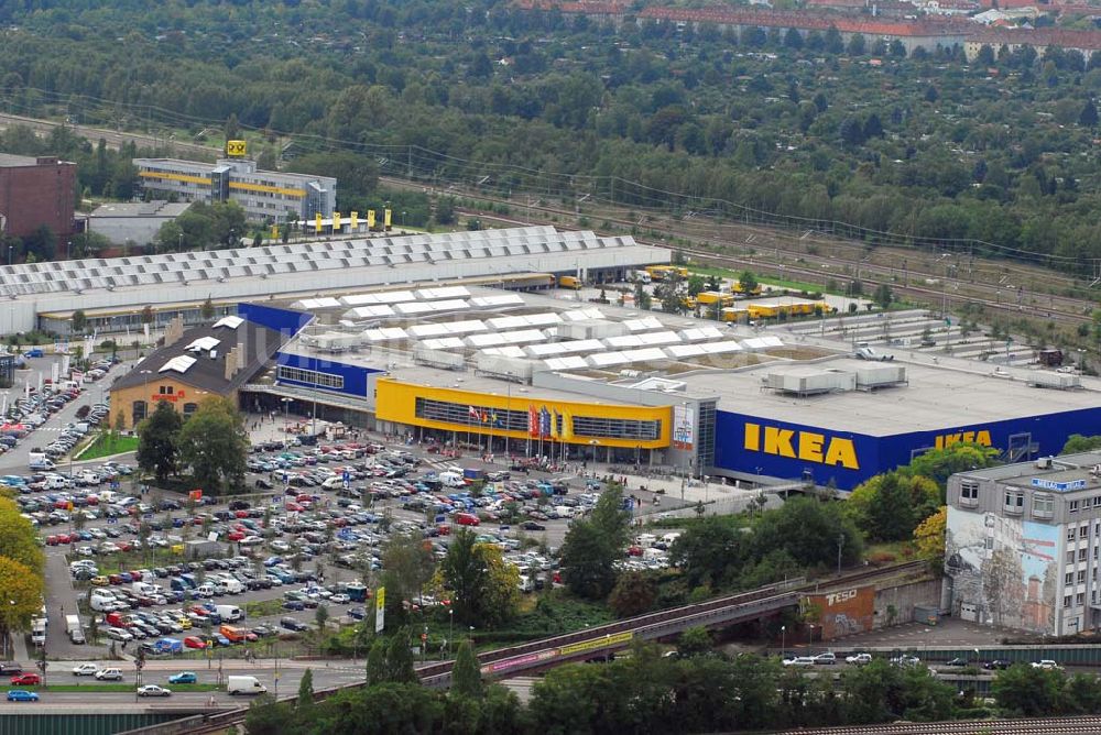 Luftbild Berlin - Einrichtungshaus IKEA in Berlin Tempelhof