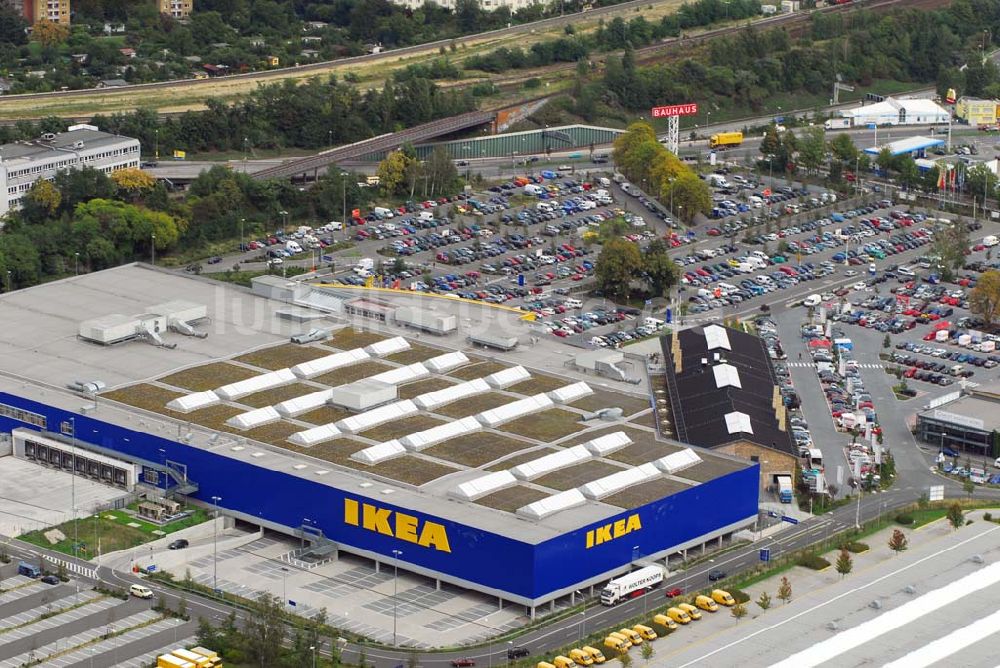 Luftaufnahme Berlin - Einrichtungshaus IKEA in Berlin Tempelhof