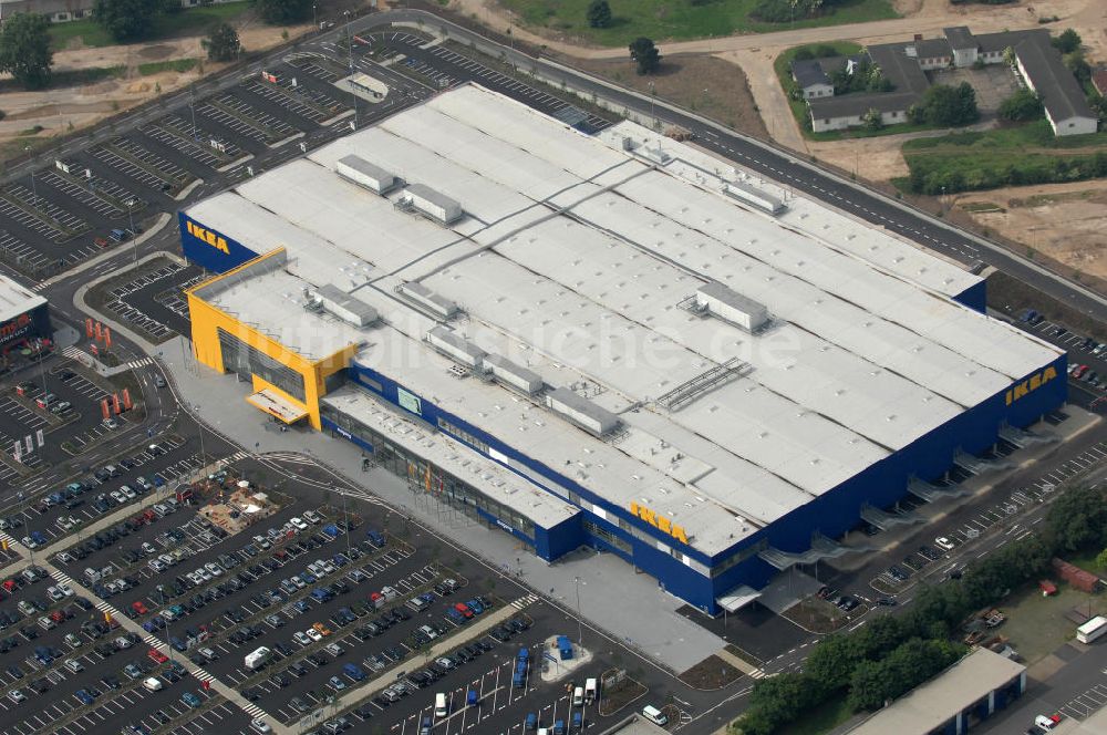 KÖLN aus der Vogelperspektive: Einrichtungshaus der IKEA Deutschland GmbH & Co. KG - Niederlassung Köln Am Butzweilerhof