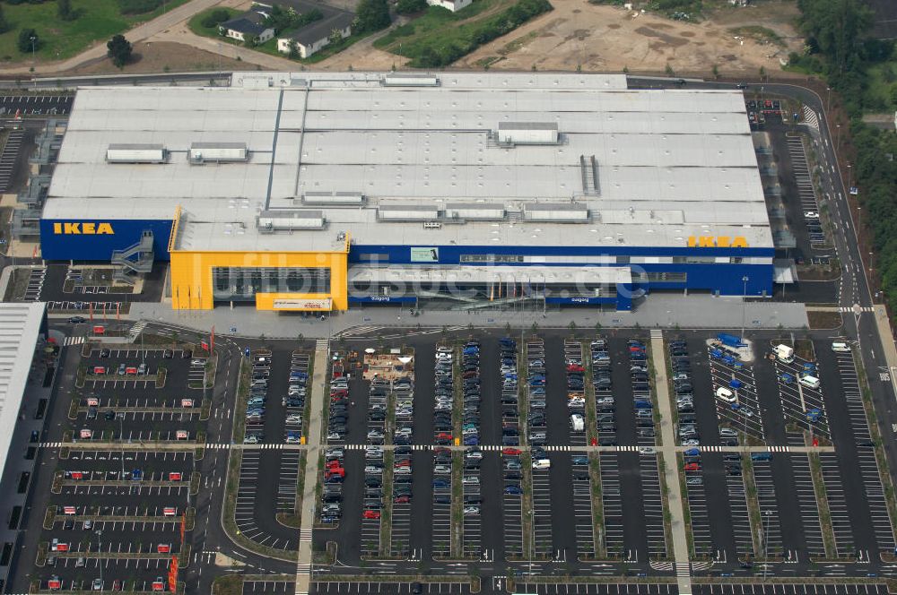 KÖLN aus der Vogelperspektive: Einrichtungshaus der IKEA Deutschland GmbH & Co. KG - Niederlassung Köln Am Butzweilerhof