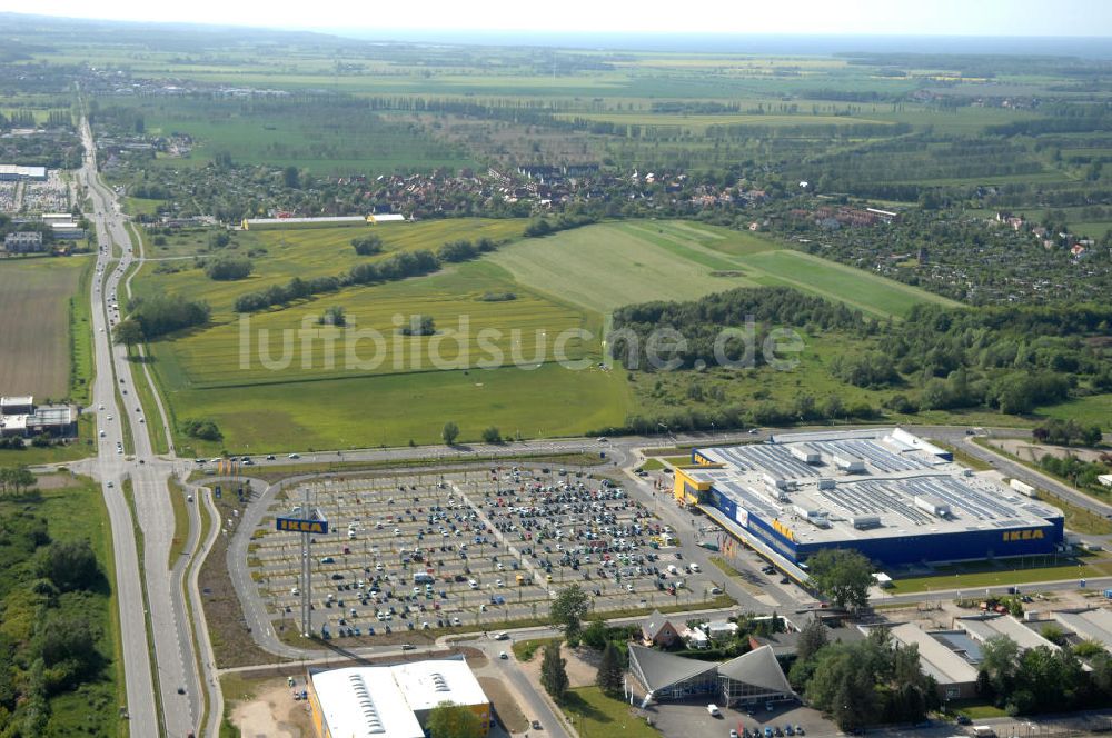 Rostock aus der Vogelperspektive: Einrichtungshaus der IKEA Deutschland GmbH & Co. KG - Niederlassung Rostock