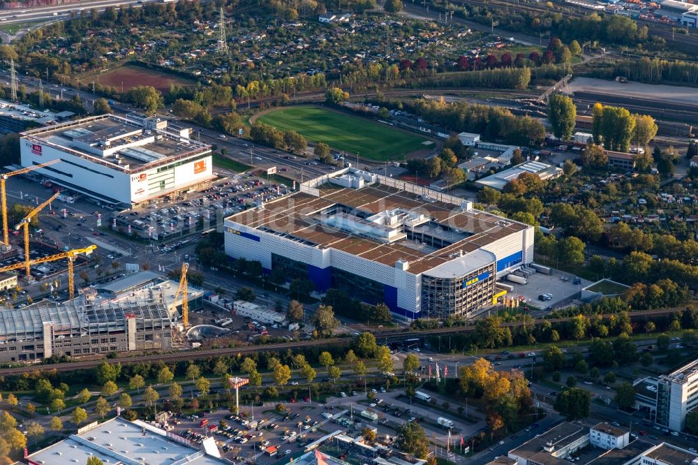 Karlsruhe von oben - Einrichtungshaus - Möbelmarkt der IKEA Deutschland GmbH & Co. KG in Karlsruhe im Bundesland Baden-Württemberg, Deutschland