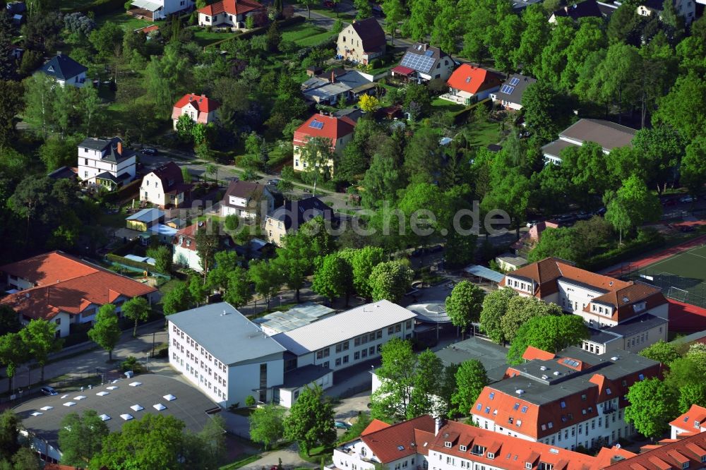 Luftaufnahme Neuenhagen - Einstein-Gymnasium in Neuenhagen im Bundesland Brandenburg