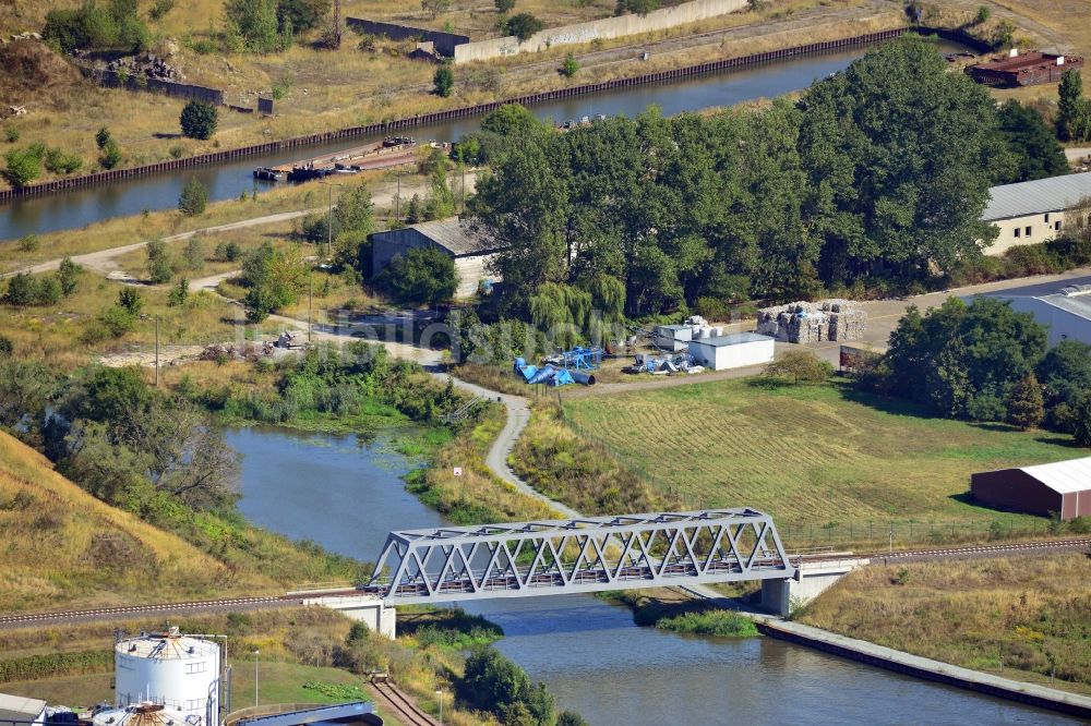 Luftaufnahme Genthin - Eisenbahnbrücke Roßdorfer Altkanal in Genthin im Bundesland Sachsen-Anhalt