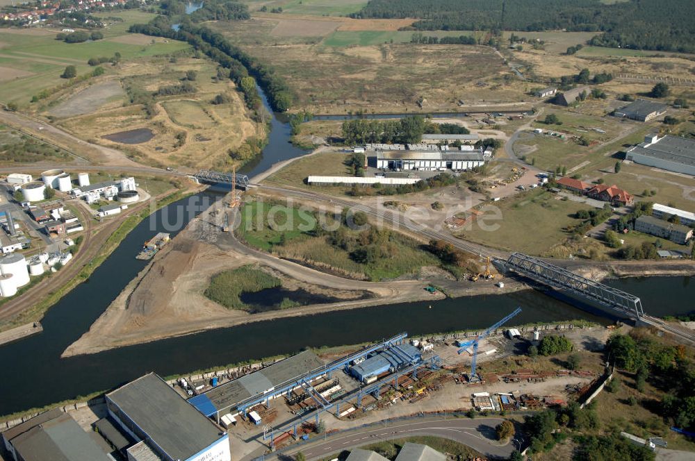 GENTHIN aus der Vogelperspektive: Eisenbahnbrücken Roßdorfer Altkanal und Genthin-Jerichow