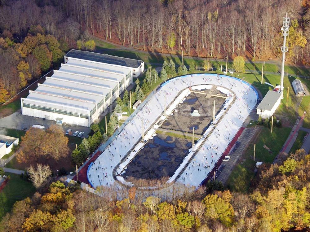 Luftaufnahme Chemnitz - Eisoval und Eishalle der Eissport und Freizeit GmbH Chemnitz